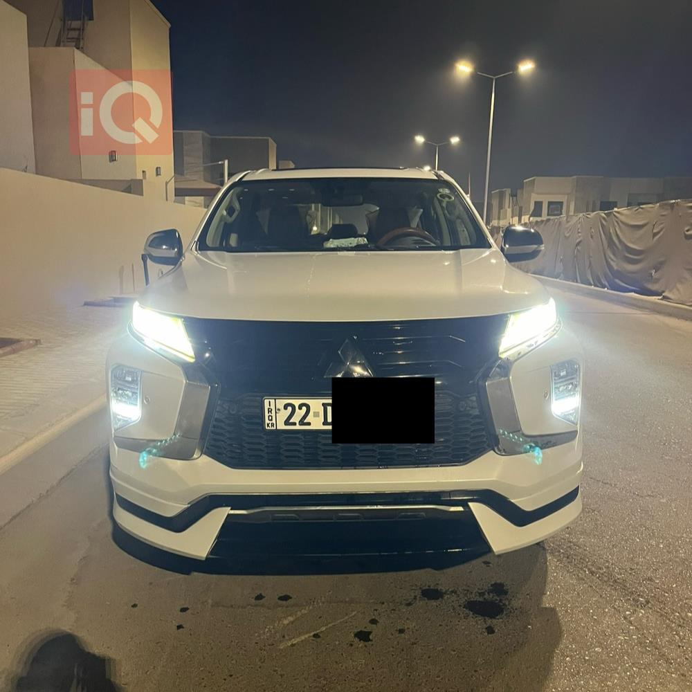 ميتسوبيشي باجيرو سبورت